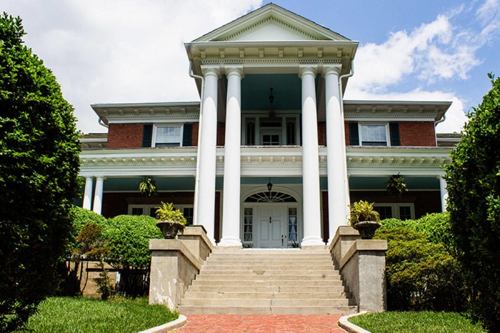 Hill Crest Bed & Breakfast Clifton Forge Экстерьер фото